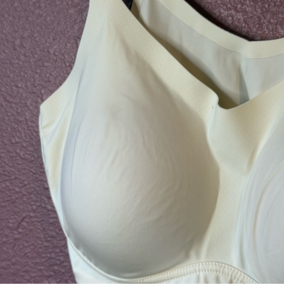 CALIA Cream Supportive Bra - Picture 4 of 7